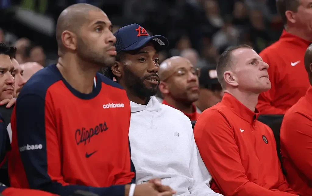 开云体育在线-快船横扫独行侠，小卡远投全面开花称王称霸的简单介绍