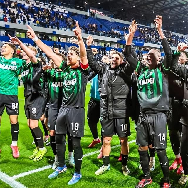 关于萨索洛客场轻松击败对手，减轻保级压力的信息