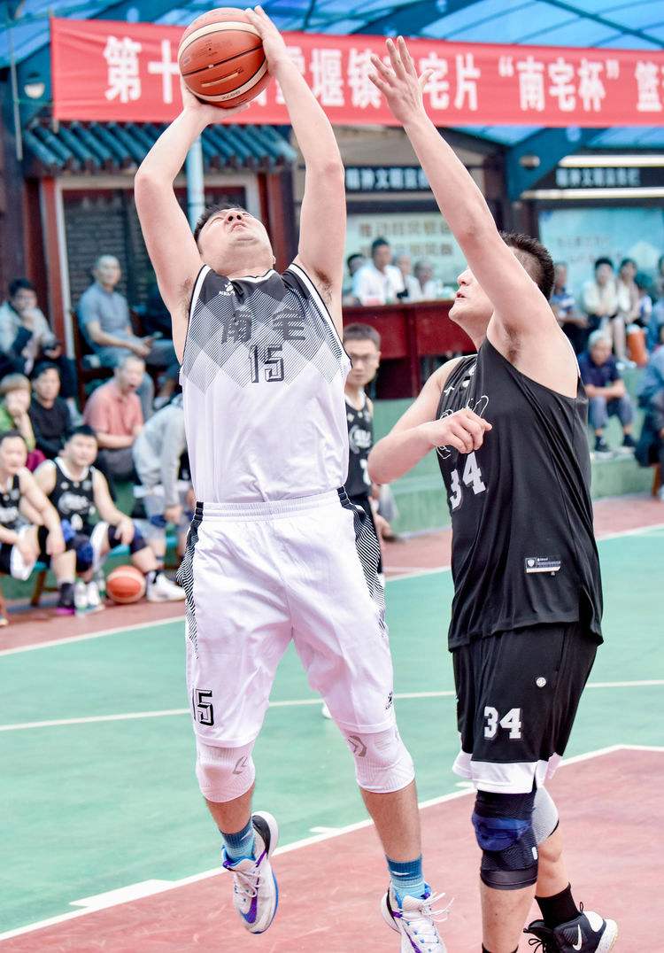 关于篮球青年锦标赛开启选拔赛,培养未来球星的信息 关于篮球青年锦标赛开启选拔赛,培养未来球星的信息