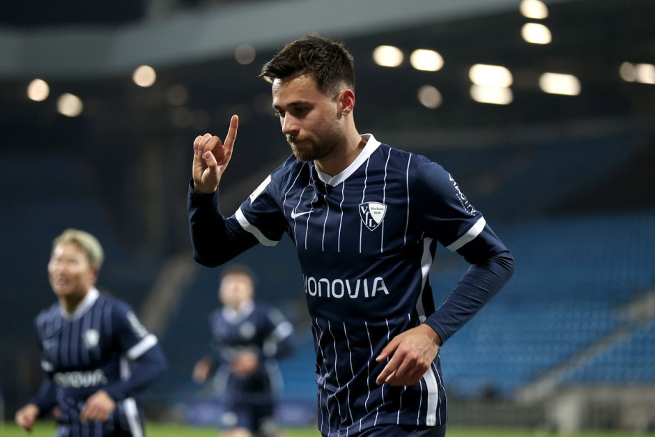 美因茨遭逢尴尬失利,降级区重围的简单介绍 美因茨遭逢尴尬失利,降级区重围的简单介绍