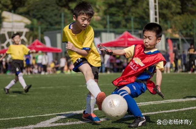 蓬勃发展的足球运动促进体育精神 蓬勃发展的足球运动促进体育精神