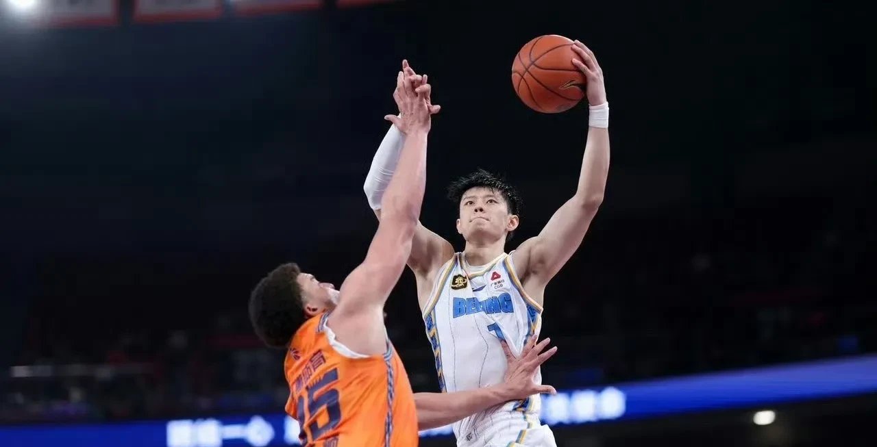 开云体育网页版-上海篮球队实力击败对手，全队表现抢眼