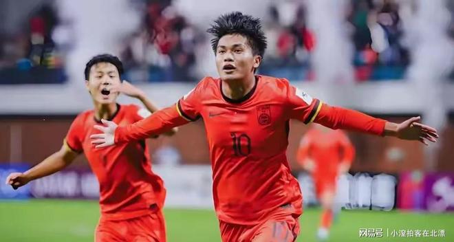 国家队备战大赛，每一个队员都兢兢业业的简单介绍