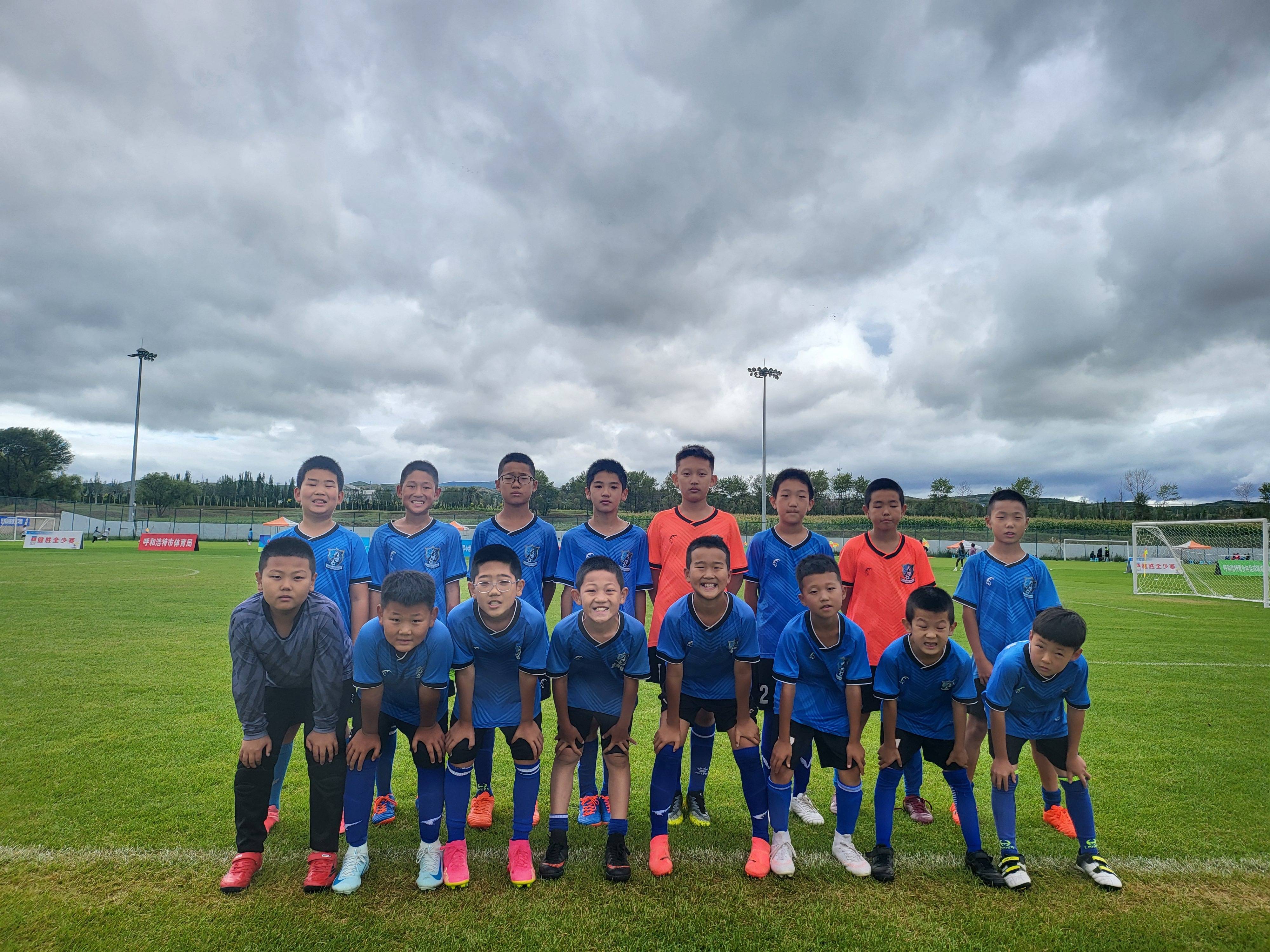 开云体育官方入口-热门球队冲刺胜利，斗志高昂的简单介绍