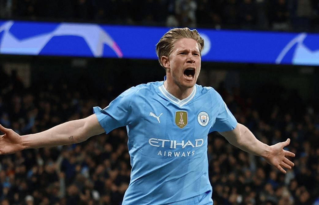 开云体育官网-曼城卫冕之旅，德布劳内接连两球成就胜利